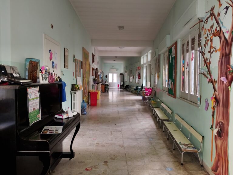 corridoio istituto maria immacolata